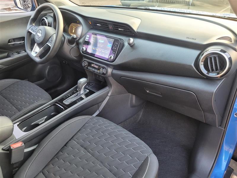 Nissan Kicks SV 2022