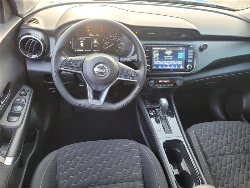 Nissan Kicks SV 2022