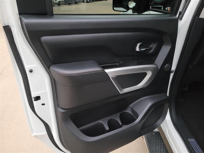 Nissan Titan SL Crew Cab 2WD 2018