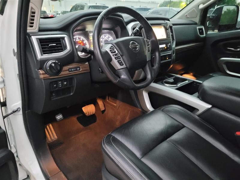 Nissan Titan SL Crew Cab 2WD 2018