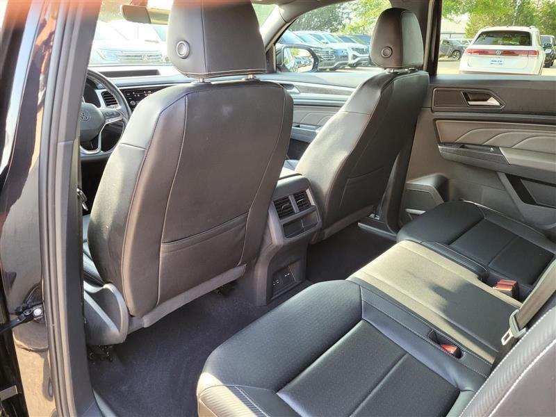 Volkswagen Atlas Cross Sport V6 SE w/Technology 2023