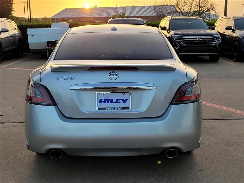 Nissan Maxima SV 2014