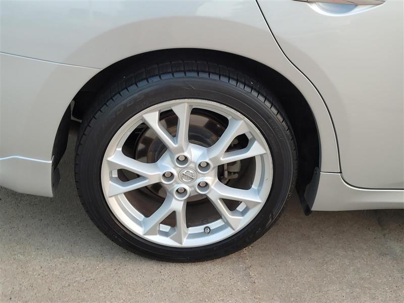 Nissan Maxima SV 2014