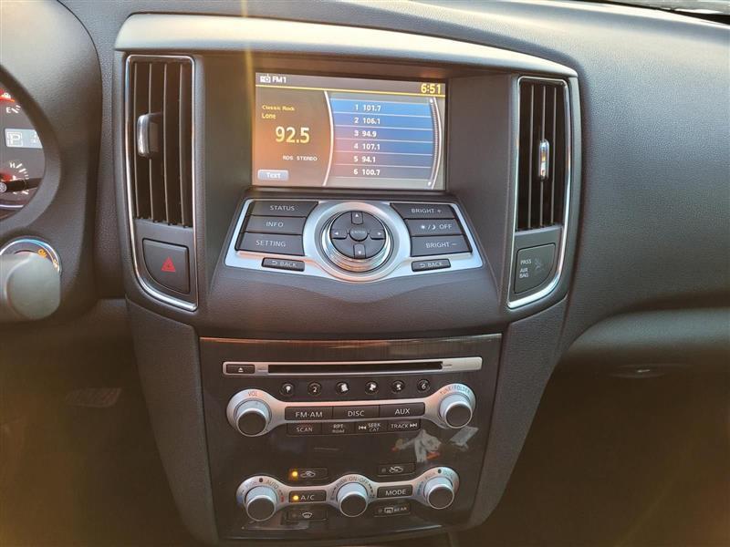 Nissan Maxima SV 2014