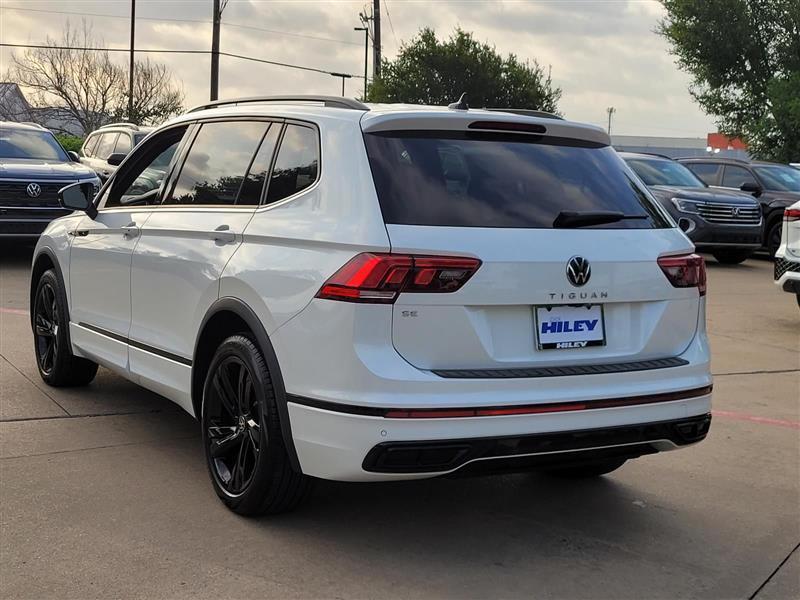 Volkswagen Tiguan SE R-Line Black 2024
