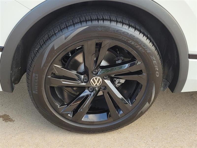 Volkswagen Tiguan SE R-Line Black 2024