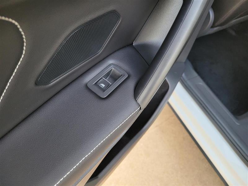 Volkswagen Tiguan SE R-Line Black 2024