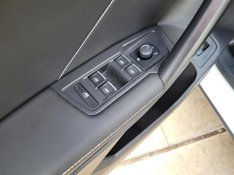 Volkswagen Tiguan SE R-Line Black 2024