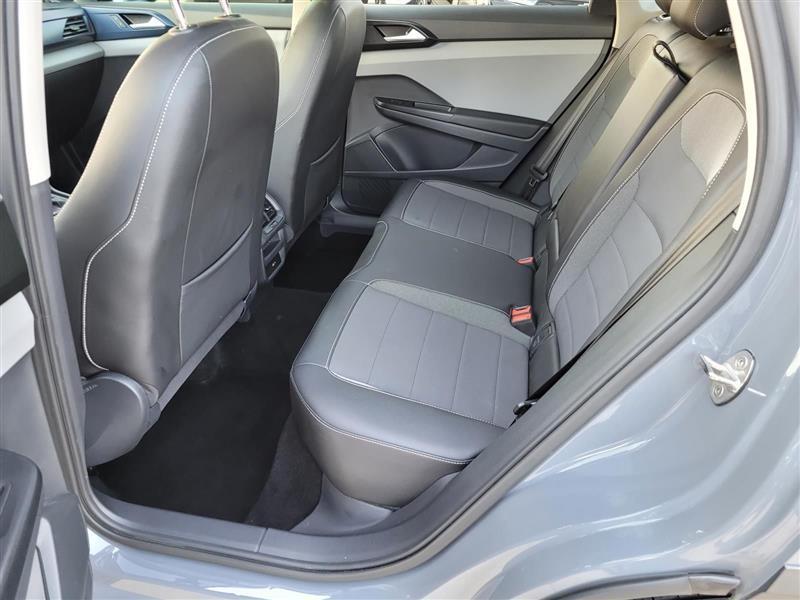 Volkswagen Taos Comfortline 2023