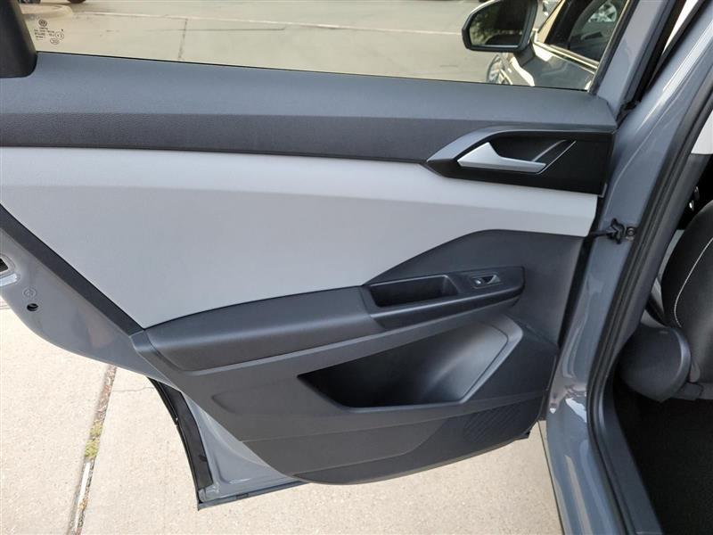 Volkswagen Taos Comfortline 2023