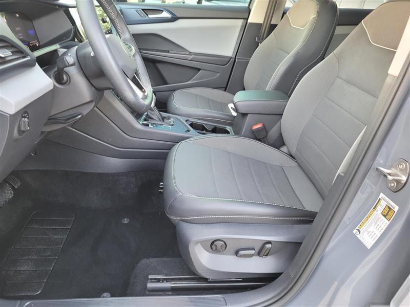 Volkswagen Taos Comfortline 2023
