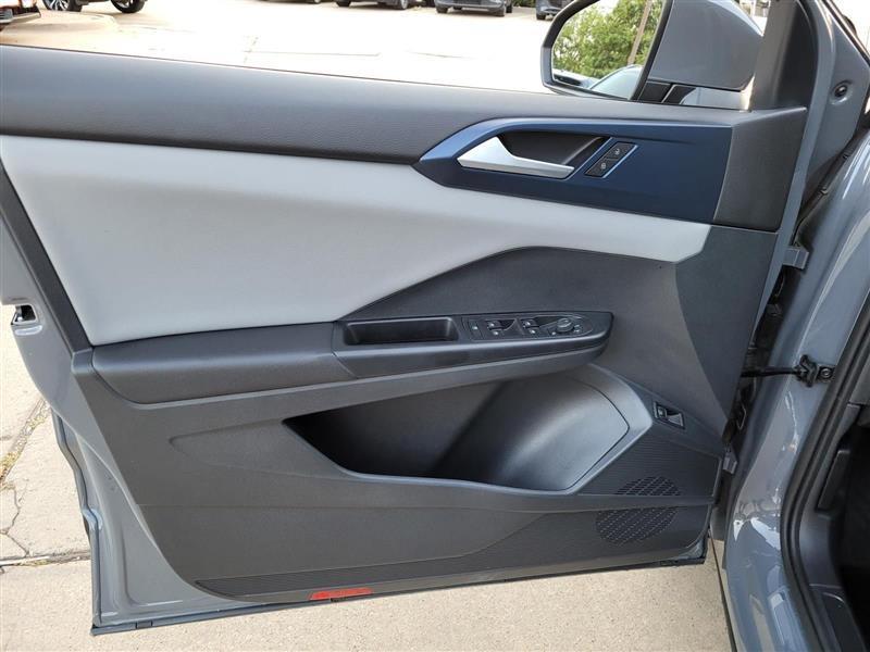 Volkswagen Taos Comfortline 2023