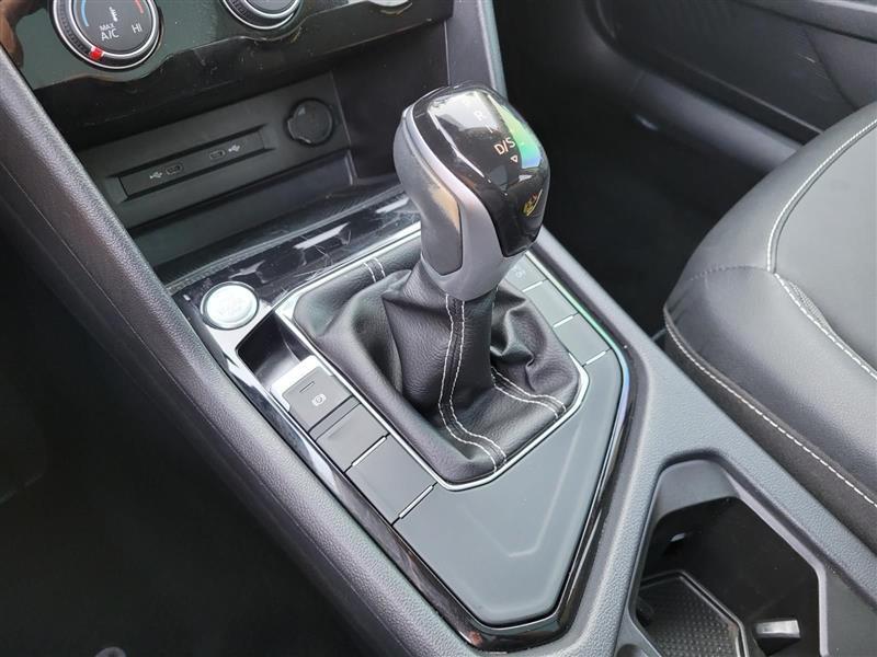 Volkswagen Taos Comfortline 2023