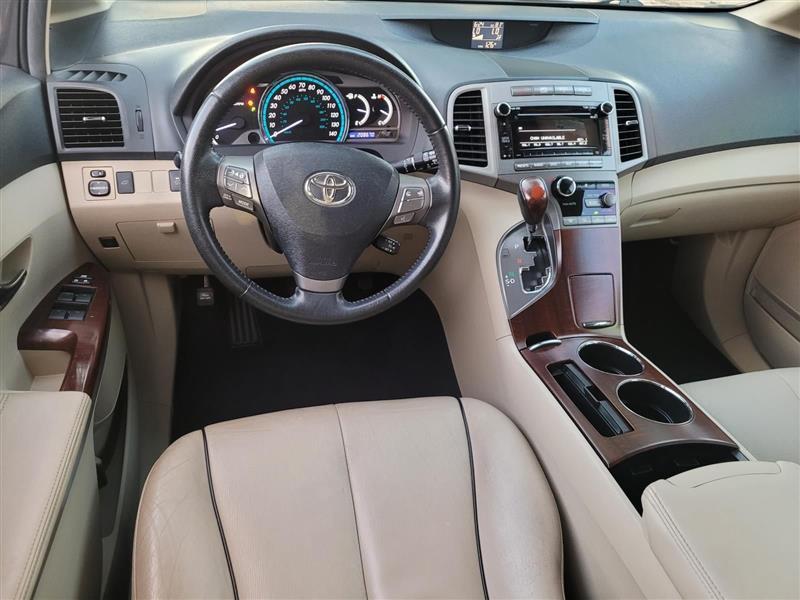 Toyota Venza FWD I4 2011