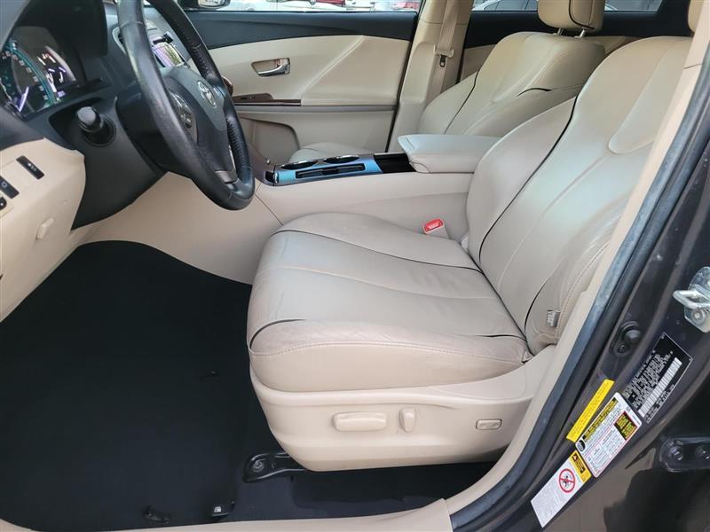 Toyota Venza FWD I4 2011