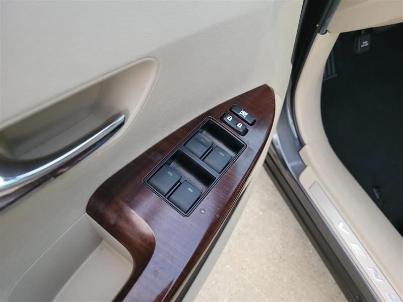 Toyota Venza FWD I4 2011