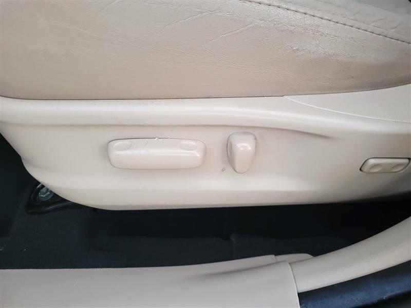 Toyota Venza FWD I4 2011