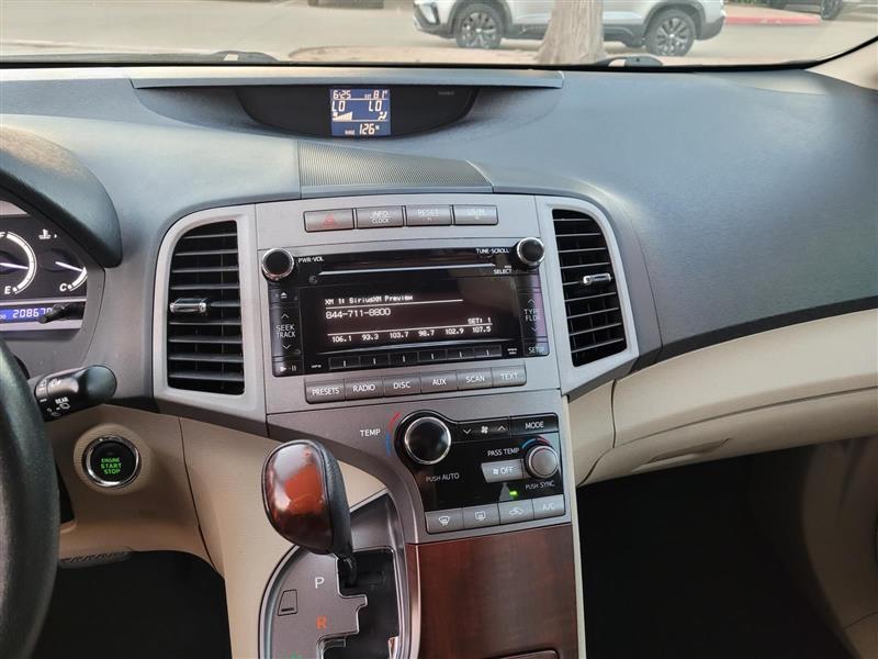 Toyota Venza FWD I4 2011