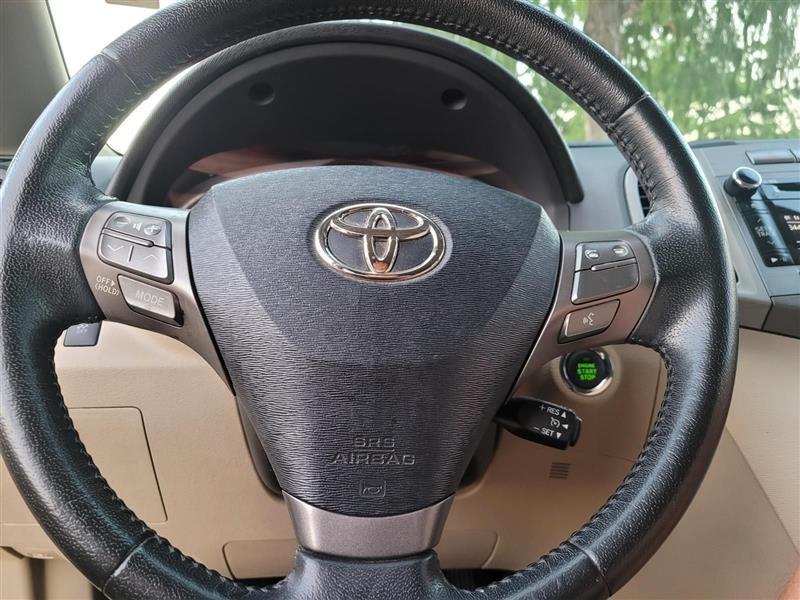 Toyota Venza FWD I4 2011