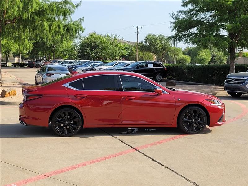 Lexus ES 350 F SPORT 2023