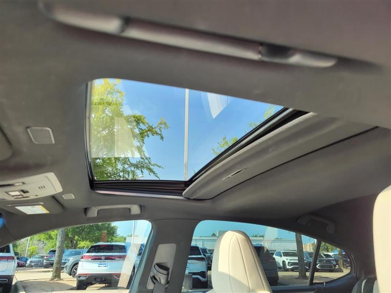 Lexus ES 350 F SPORT 2023