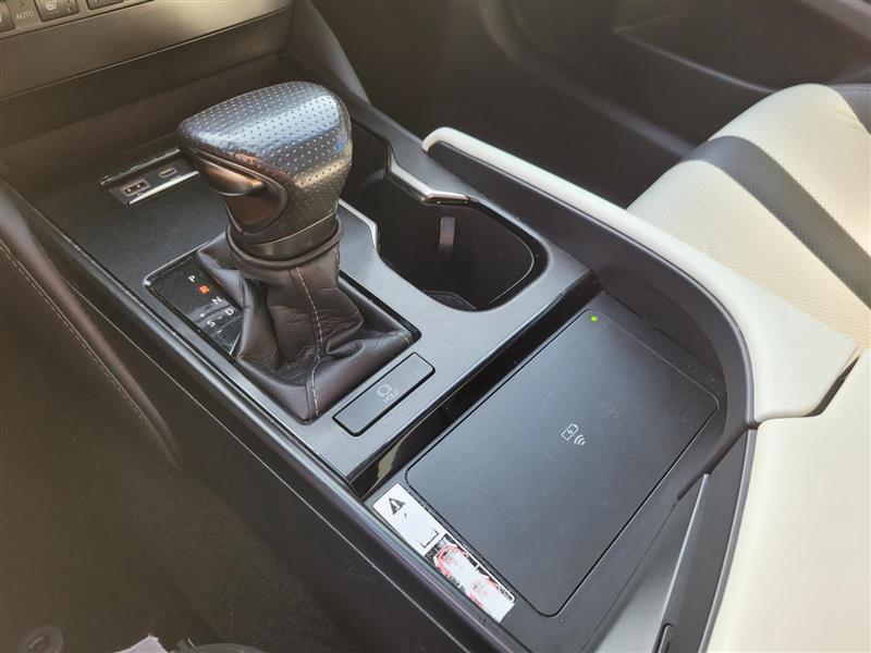 Lexus ES 350 F SPORT 2023