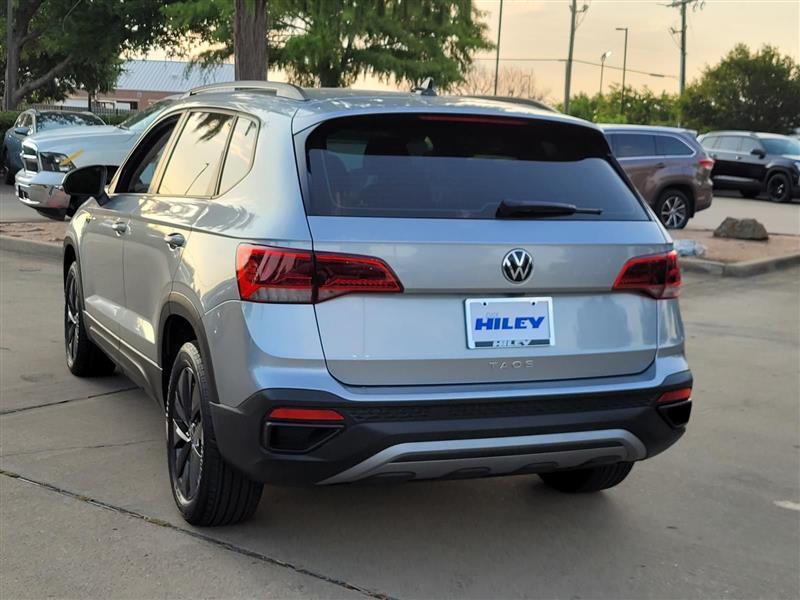 Volkswagen Taos S 2023