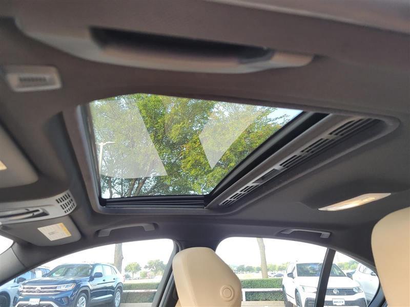 BMW 3-Series 330i SULEV Sedan 2018