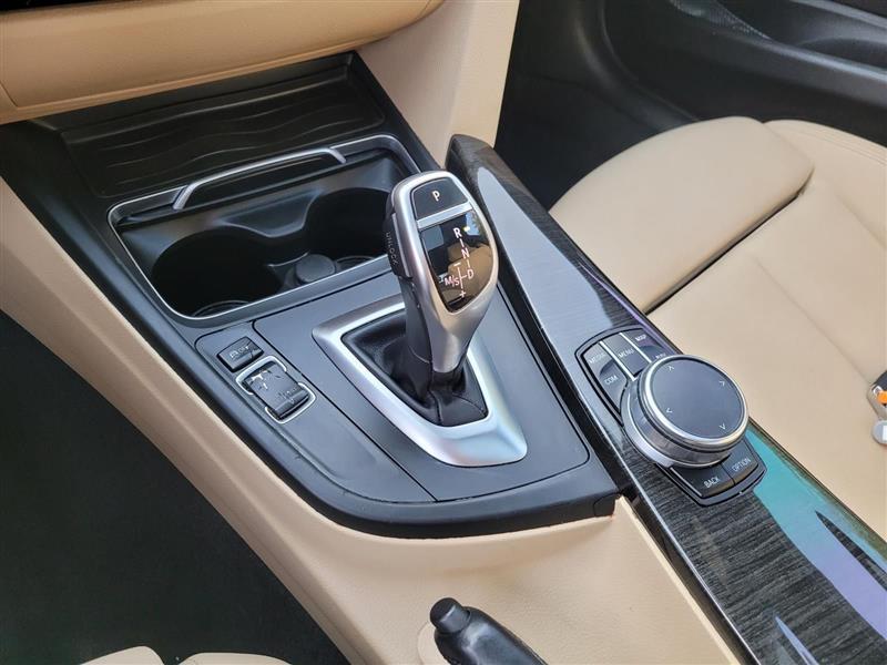 BMW 3-Series 330i SULEV Sedan 2018