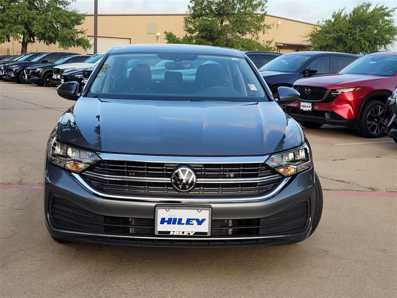 Volkswagen Jetta S 6M 2023