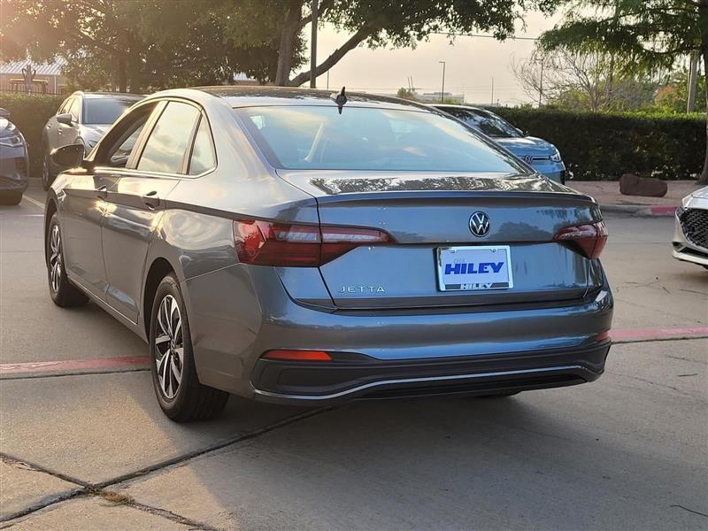 Volkswagen Jetta S 6M 2023