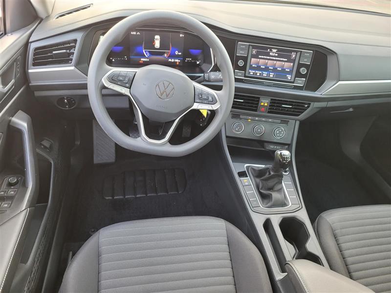 Volkswagen Jetta S 6M 2023