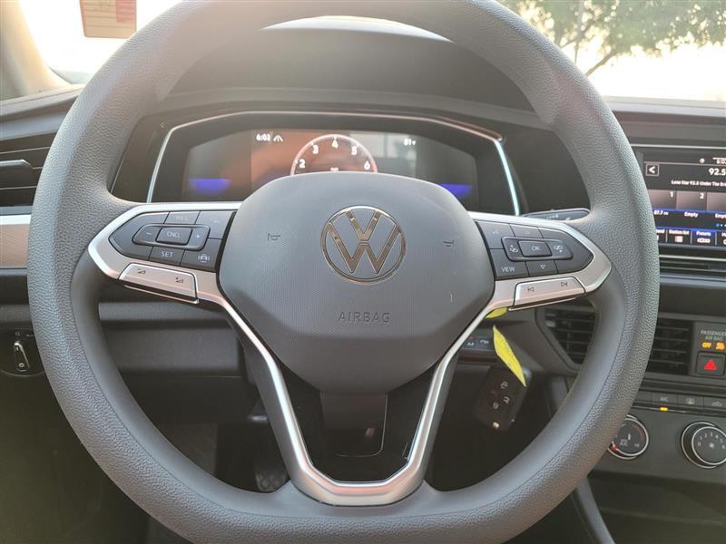 Volkswagen Jetta S 6M 2023