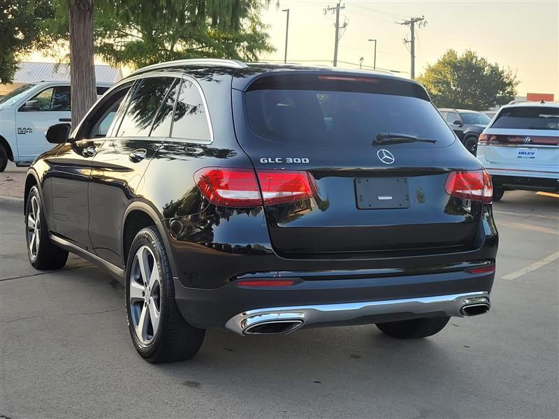 Mercedes-Benz GLC-Class GLC300 2016