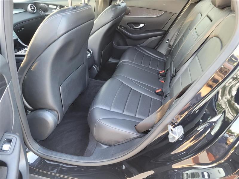 Mercedes-Benz GLC-Class GLC300 2016