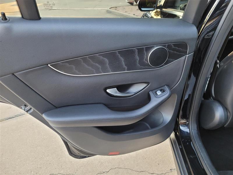 Mercedes-Benz GLC-Class GLC300 2016