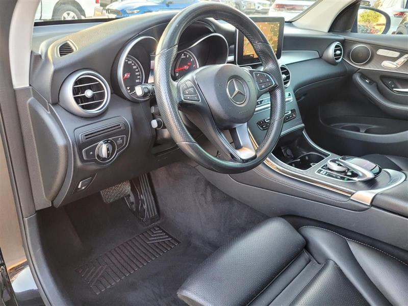 Mercedes-Benz GLC-Class GLC300 2016