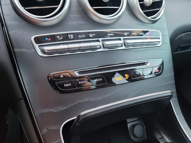 Mercedes-Benz GLC-Class GLC300 2016