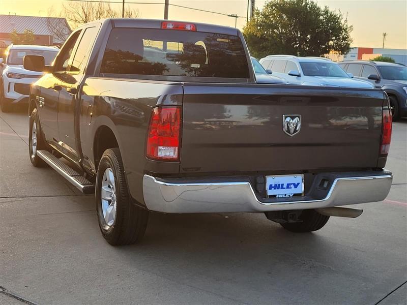 RAM 1500 Classic Tradesman Quad Cab 2WD 2019