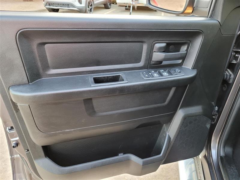 RAM 1500 Classic Tradesman Quad Cab 2WD 2019