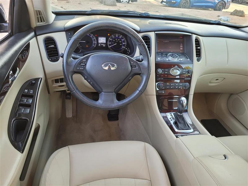 Infiniti QX50 Base AWD 2017