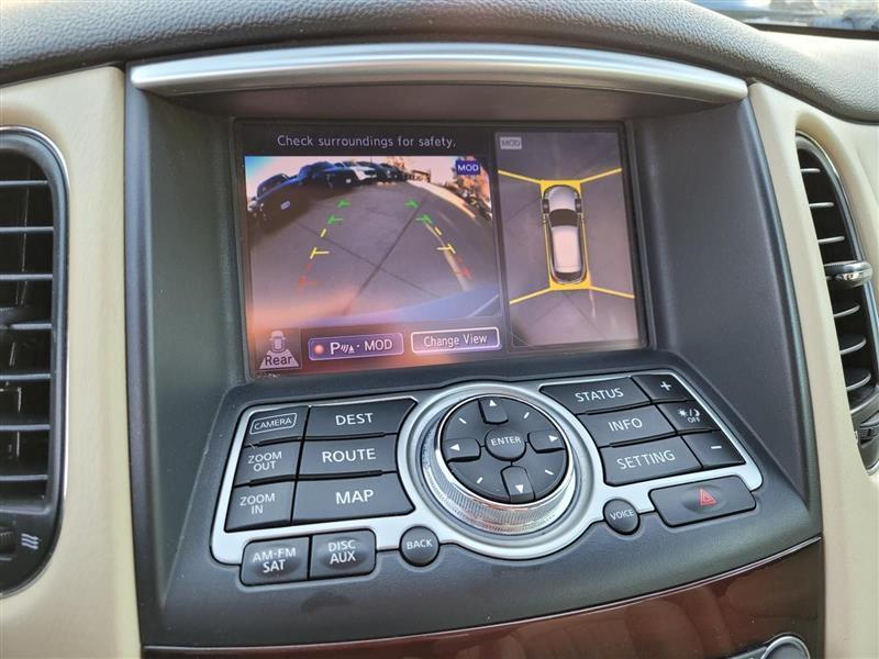 Infiniti QX50 Base AWD 2017