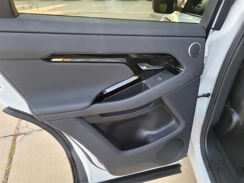 Land Rover Range Rover Evoque S 2024
