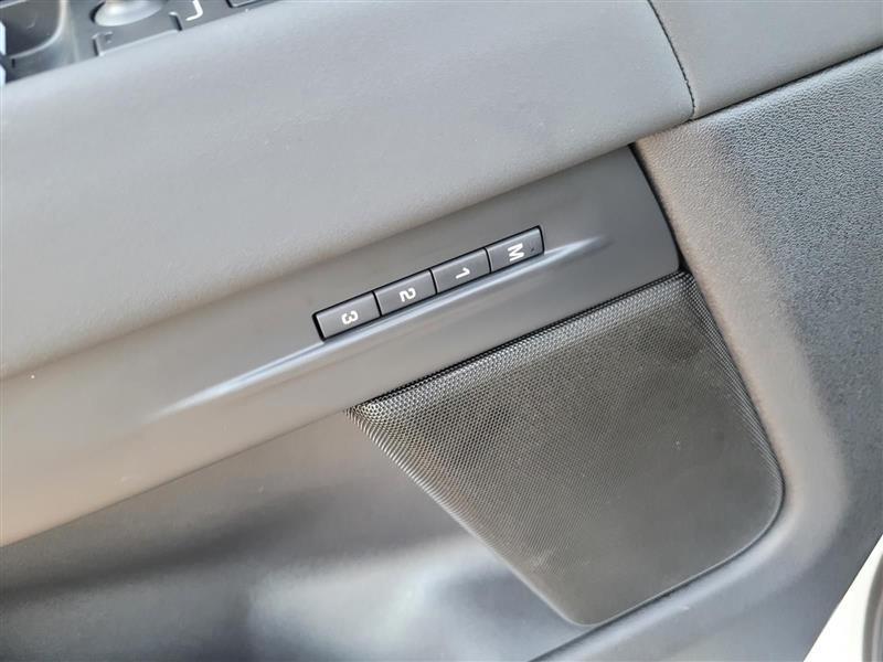 Land Rover Range Rover Evoque S 2024