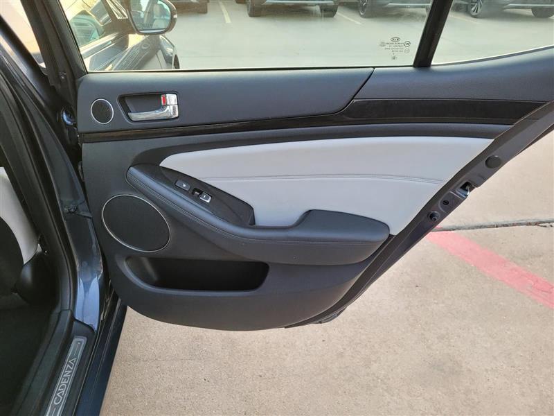 Kia Cadenza Limited 2014