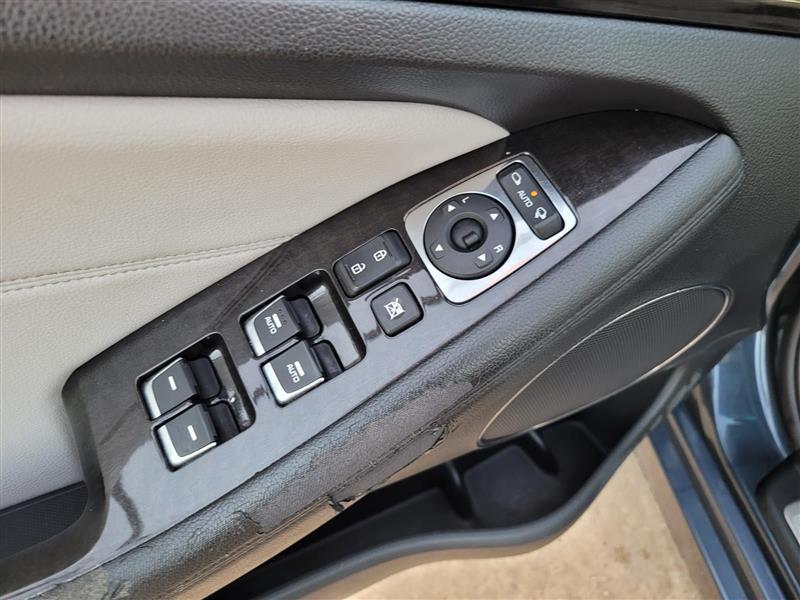 Kia Cadenza Limited 2014