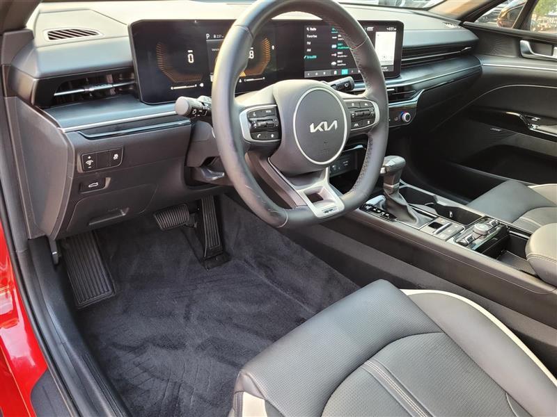 Kia K5 GT-Line 2025