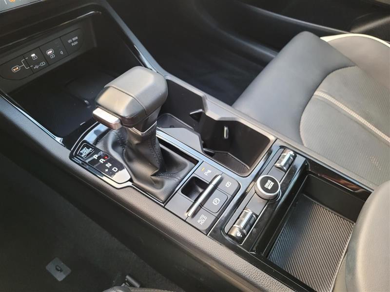 Kia K5 GT-Line 2025