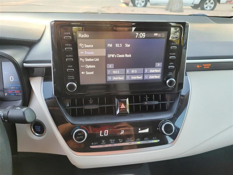 Toyota Corolla LE 2020