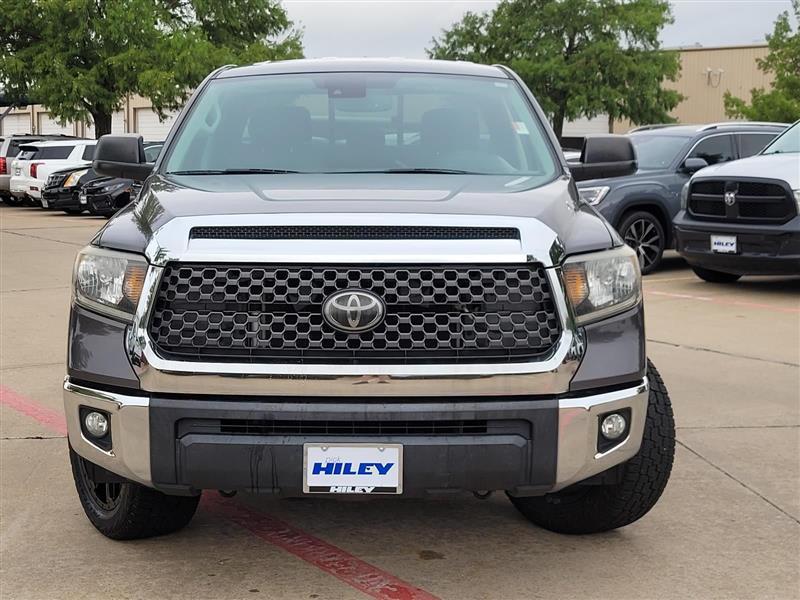 Toyota Tundra SR5 5.7L V8 Double Cab 2WD 2020